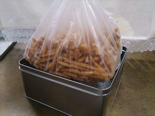 高知県芋屋金次郎の芋けんぴのボリューム